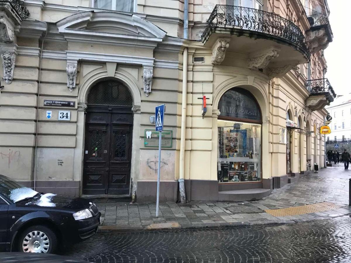 Apartments On Shevchenko Avenue Lviv Buitenkant foto